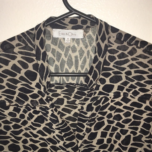 Button down shirt - Picture 5 of 7